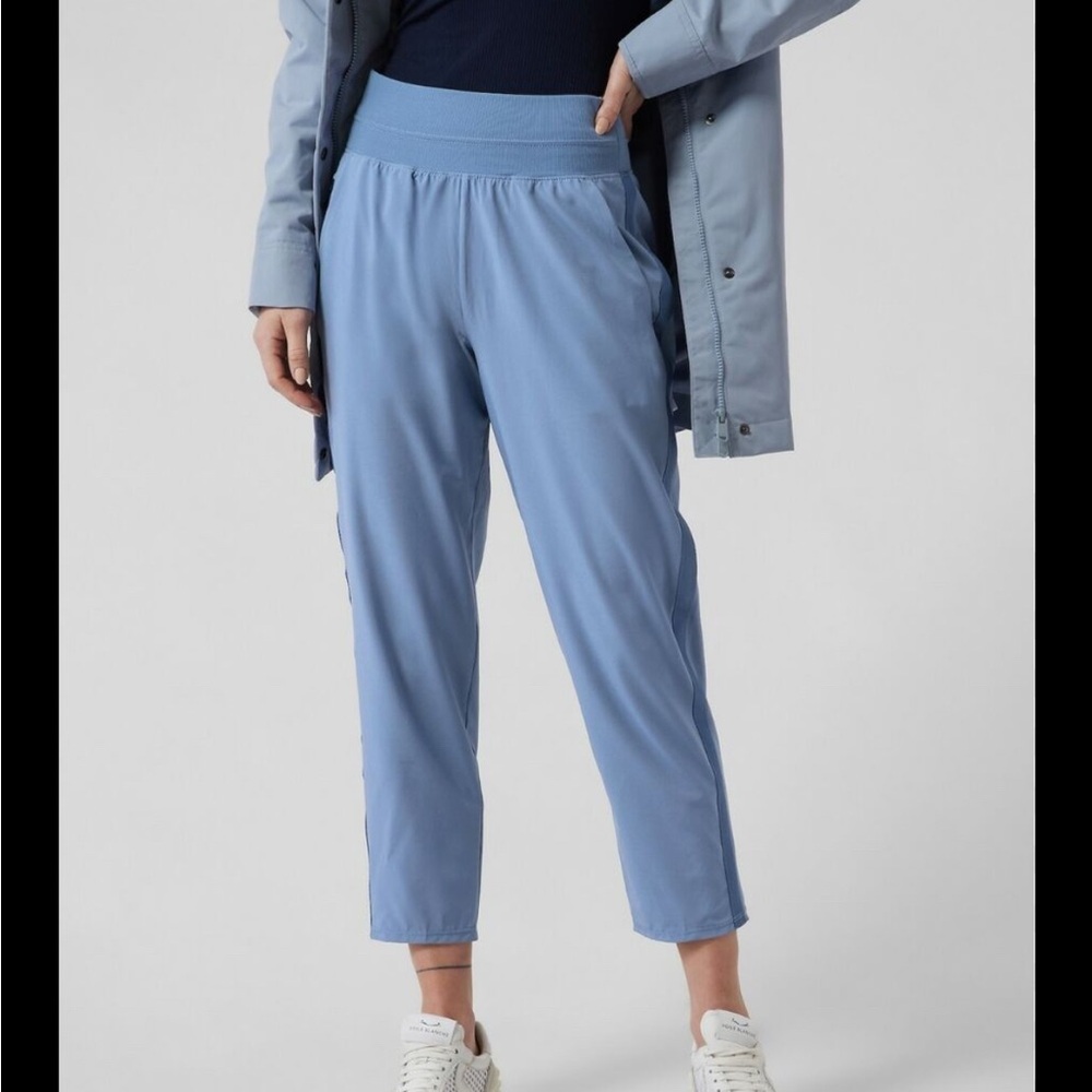 Athleta Nolita Slim Tapered Crop Pant